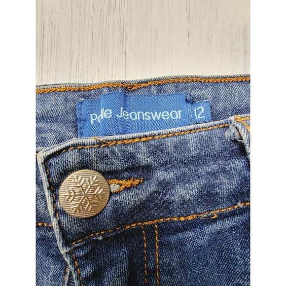 Distressed Denim Shorts Size 12 - Picture 5 of 6